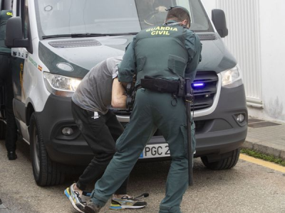 Fiscalía y defensas acuerdan la libertad de los detenidos por el asesinato de los guardias civiles de Barbate